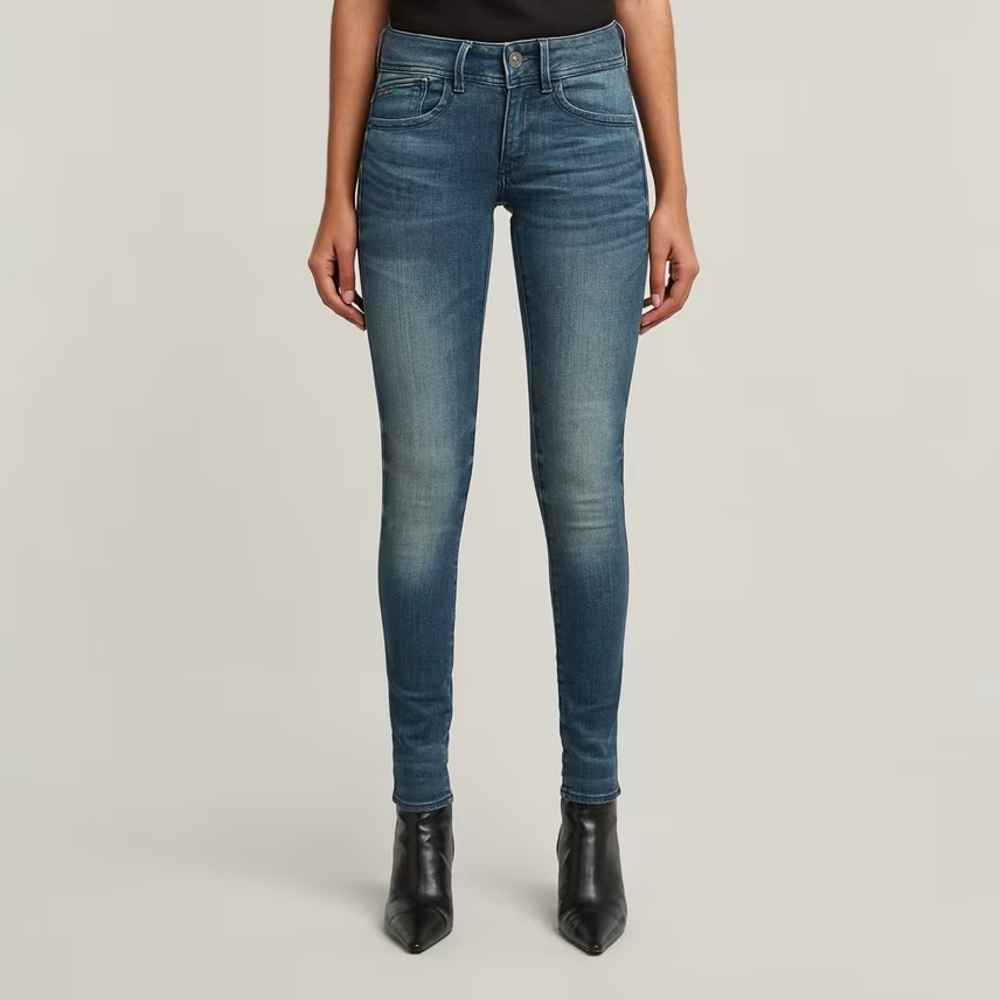 G-STAR RAW Jeans
Style: Lynn Skinny Women’s Jean